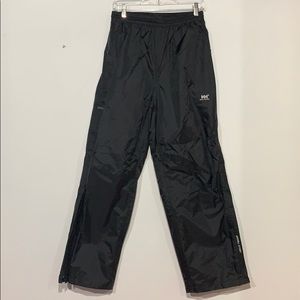 Helly Hansen snow pants size M